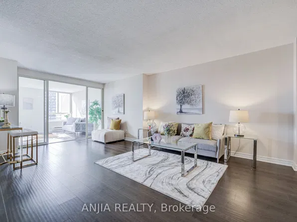 275 Bamburgh Cir #1107, Toronto, ON M1W 3X4