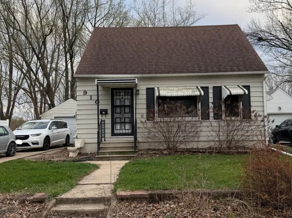 910 14th Ave SE, Austin, MN 55912