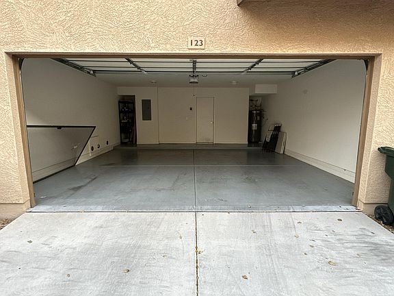 Garage open