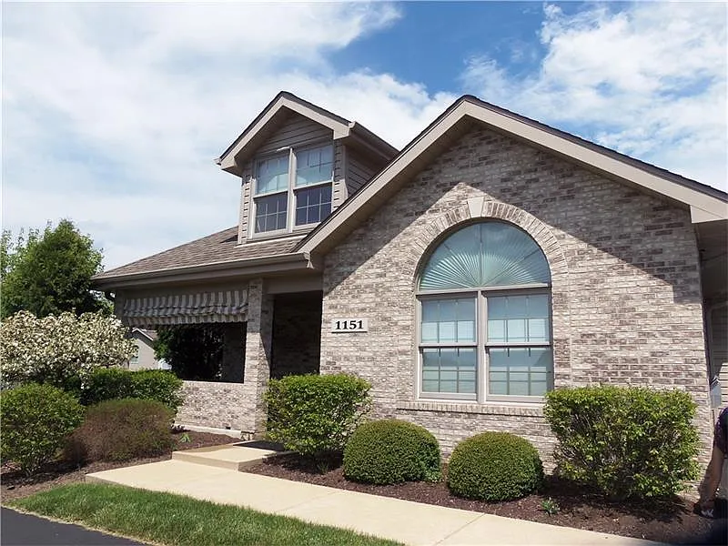 1151 Links Way photo 1