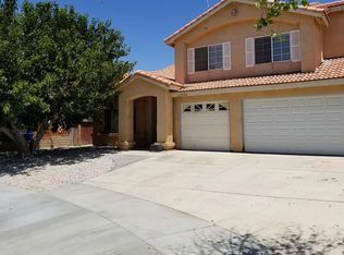 13055 Sleepy Ridge Ln, Victorville, CA 92395