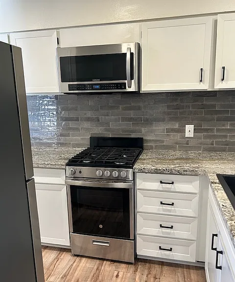 338 Country Club Cir #4 — Photo 8