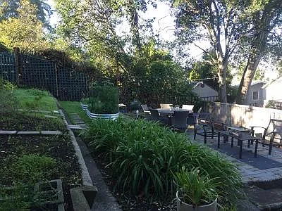 Viona Ave — Photo 18