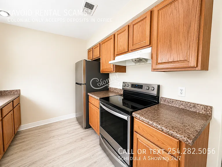15007 Chamberlain Ct — Photo 5
