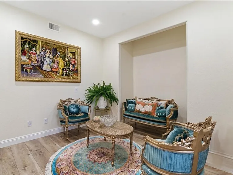 2749 Silver Oak Pl — Photo 19