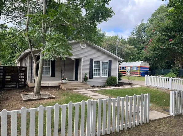 117 Ida St, McKinney, TX 75069