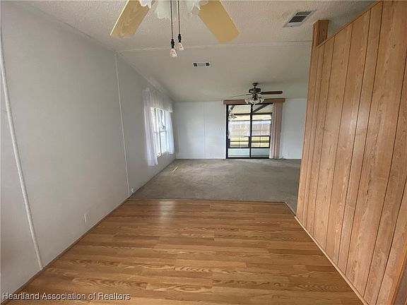 2nd image of 418 Skylark Dr