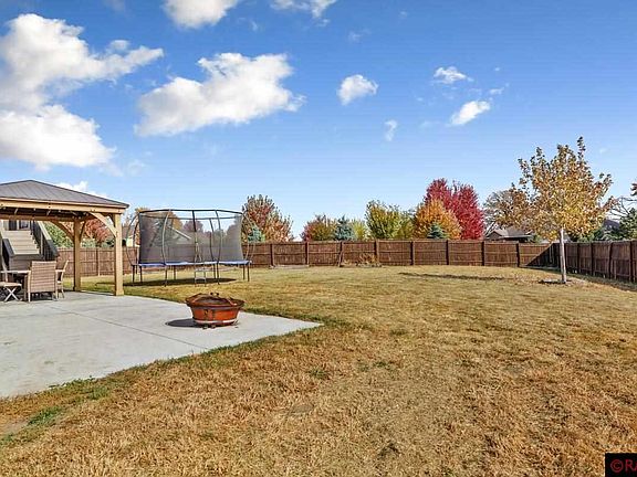 4th image of 634 Turner Dr