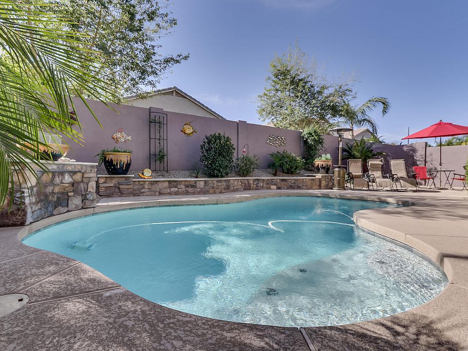 1st image of 1223 W Desert Valley Dr