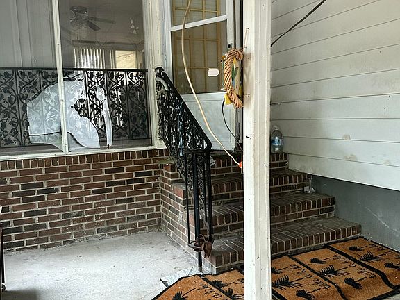4th image of 2429 Dickey Road