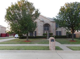 1413 Wolf Dr, Desoto, TX 75115