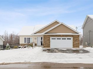 128 Oakfield Dr, Riverview, NB E1B 0S6