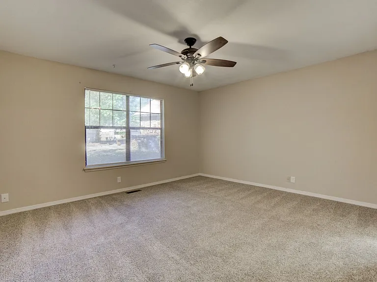 S 79th E Ave Duplex — Photo 13
