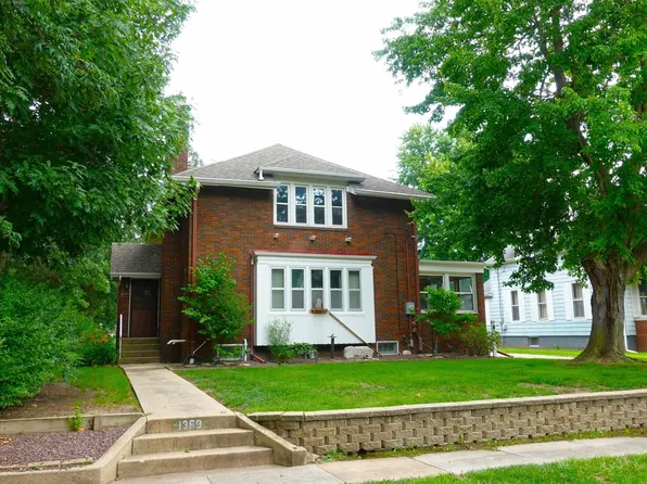 1369 N Prairie St, Galesburg, IL 61401