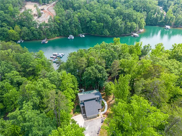 451 Cedar Creek Rd, Sunset, SC 29685