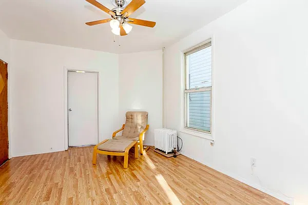 Rented by Town Residential | media 9