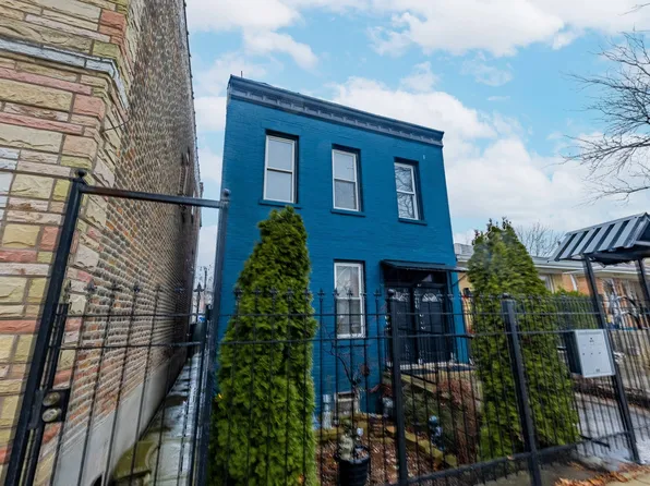 3266 S Bell Ave, Chicago, IL 60608
