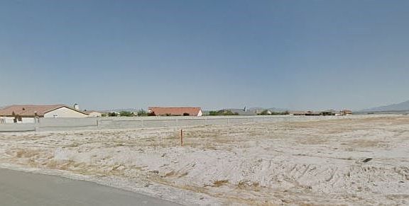 4th image of 5010 E Stubblefield Dr