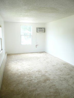 5th image of 7015 Onyx Dr N