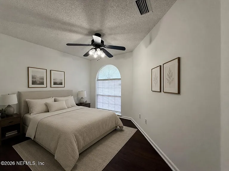 2719 Lantana Lakes Dr W — Photo 4