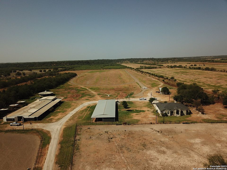 1st image of 10023 FM 1303