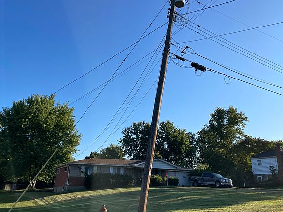 2nd image of 682 Loda Dr