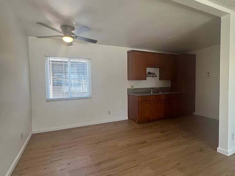 350 W 19th St #2 — Photo 5