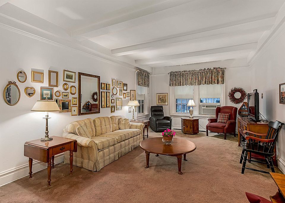 1st image of 50 Glenwood Ave #104