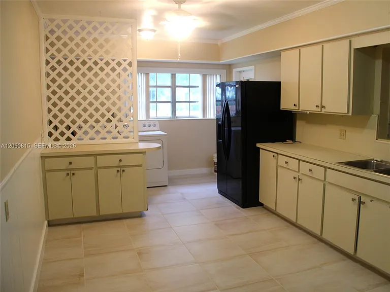 70 Hammond Dr — Photo 11