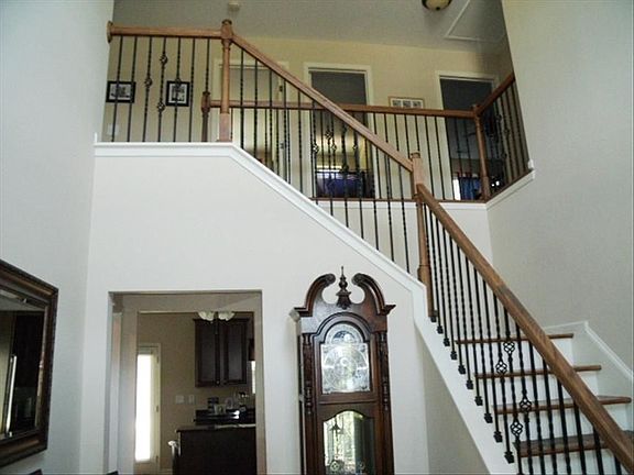 2 Story Foyer