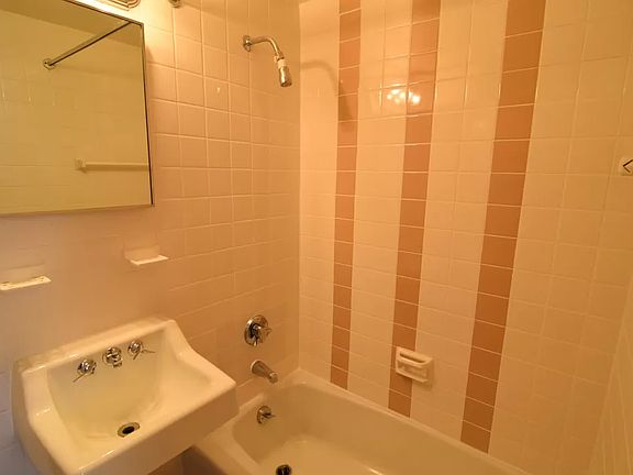 3rd image of 178 N Beacon St #1AB