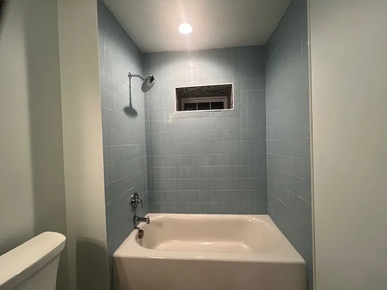 1208 Gay St #C — Photo 11