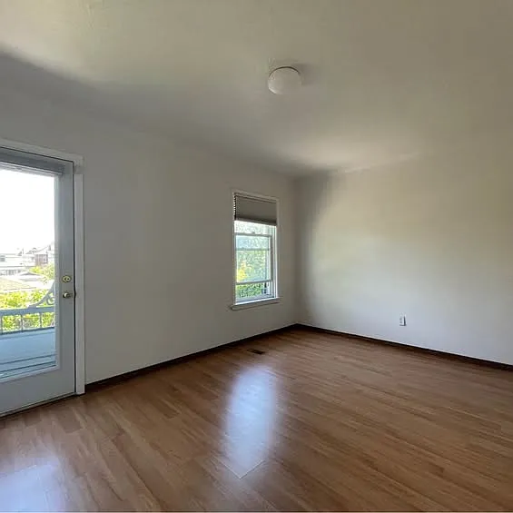 11 Minto Ave — Photo 6