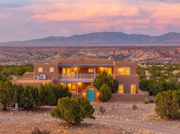 39 Gopeyka Canyon Rd, Cerrillos, NM 87010