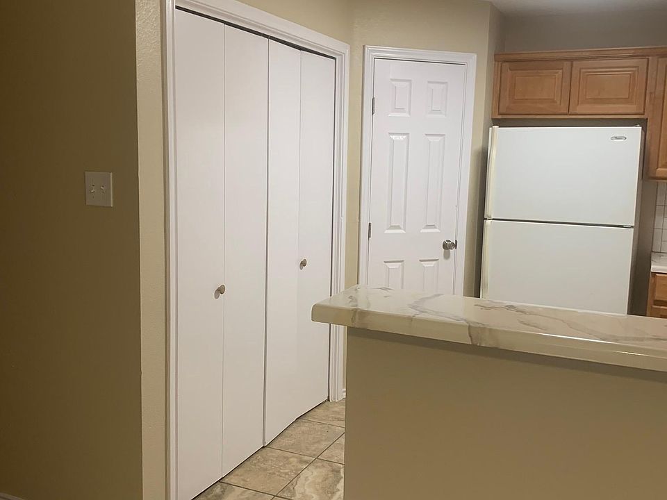 1st image of 2202 Smith Branch Blvd APT B