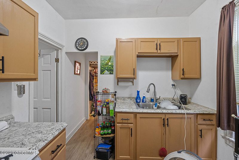 5th image of 2171 12th Street