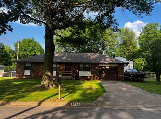 1006 N Hampton Ave, Republic, MO 65738