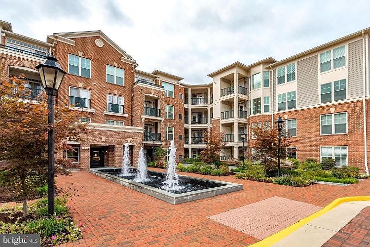 1st image of 2907 Saintsbury Plz APT 302