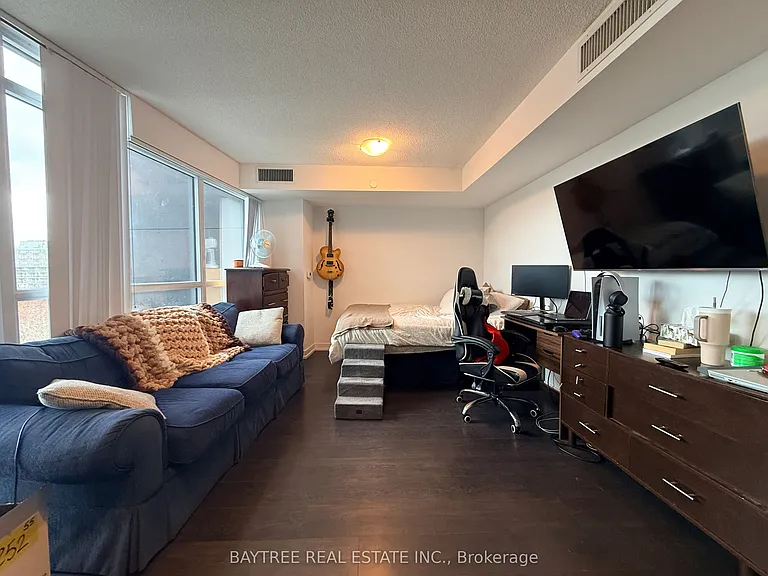 125 Redpath Ave #416 — Photo 1