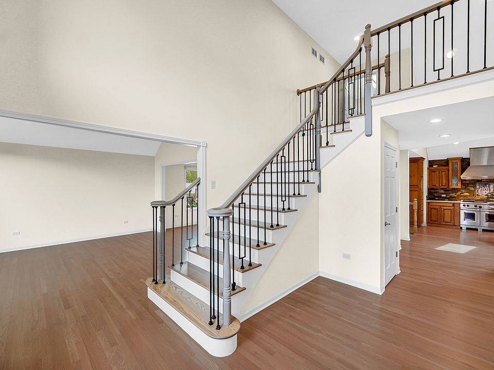 17123 Pointe Dr, Orland Park, IL 60467 | MLS #12625487 | Zillow