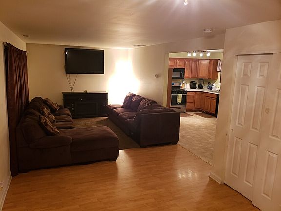 3rd image of 432 9th Ave