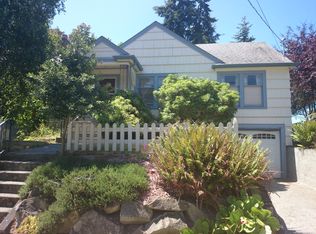 2427 28th Ave W, Seattle, WA 98199