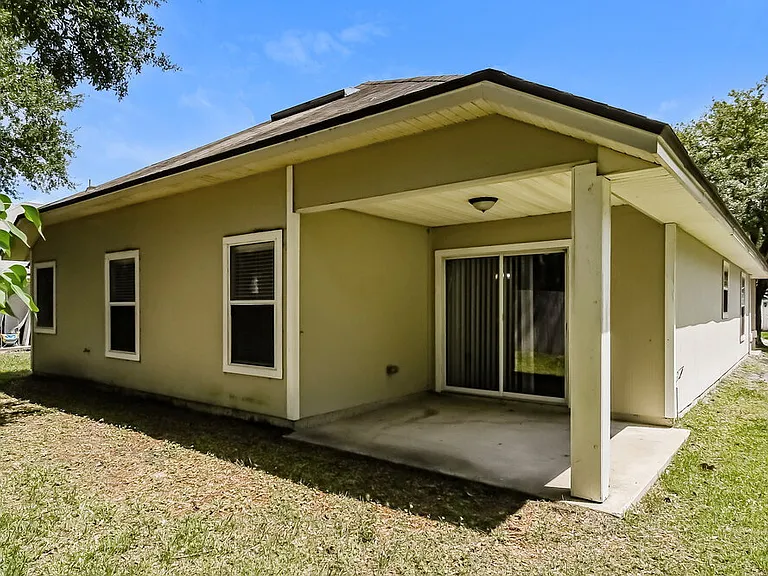 2741 Acorn Park Dr N — Photo 16