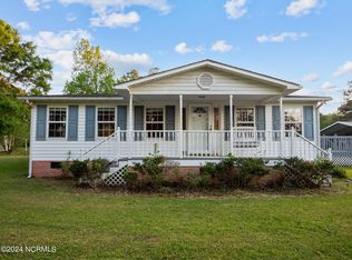 816 Deppe Rd, Maysville, NC 28555