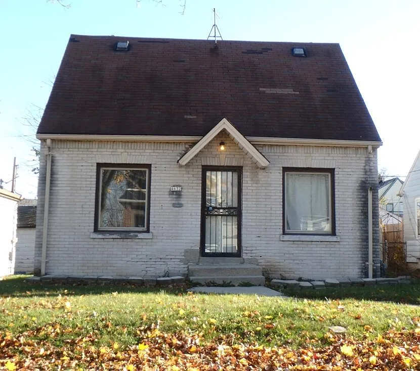 4632 North 24th PLACE photo 1