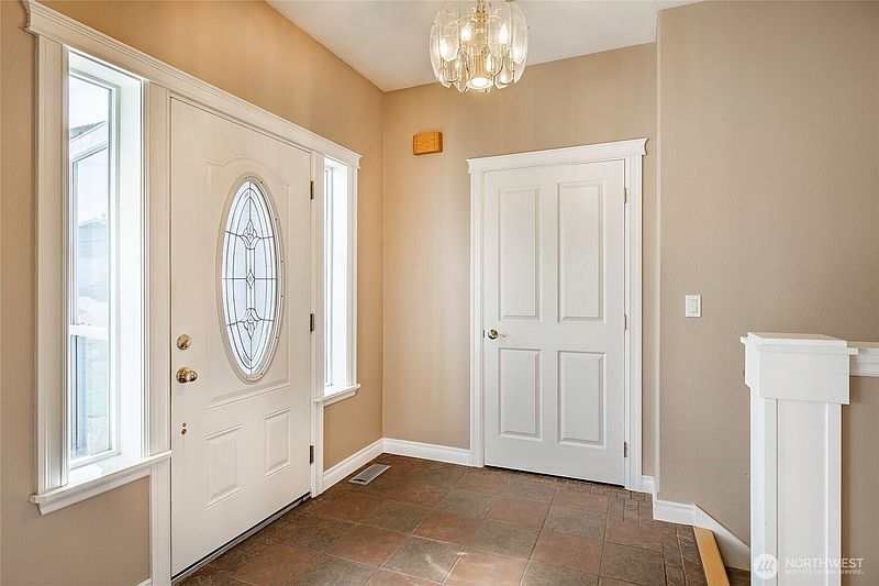 4th image of 4410 Glasgow Way