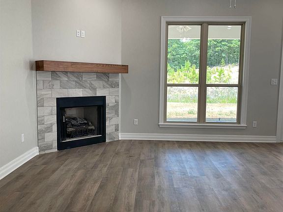 2nd image of 134 Autumn Place Dr