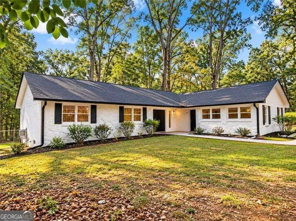 4783 Hickory Ct SW, Lilburn, GA 30047