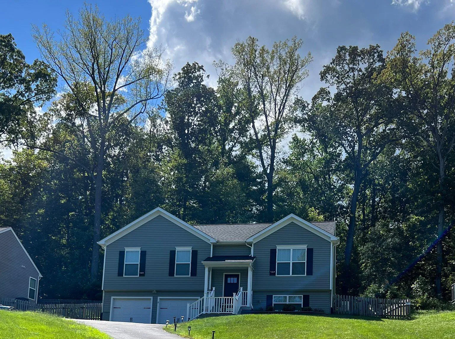 4 bed, 3.0 bath, 2190 sqft, $3,200 — Photo 1