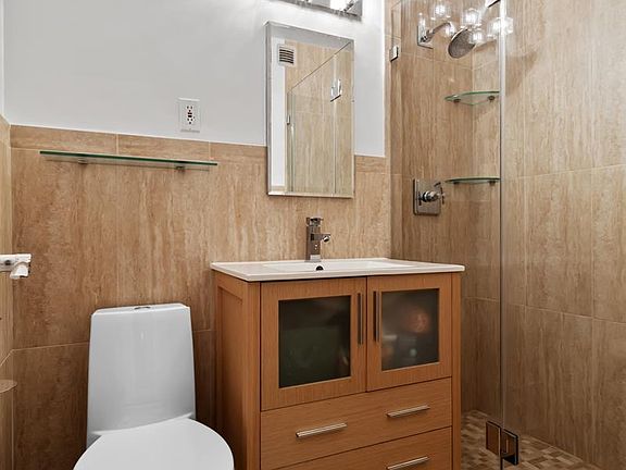 5th image of 302 Lexington Ave #13G